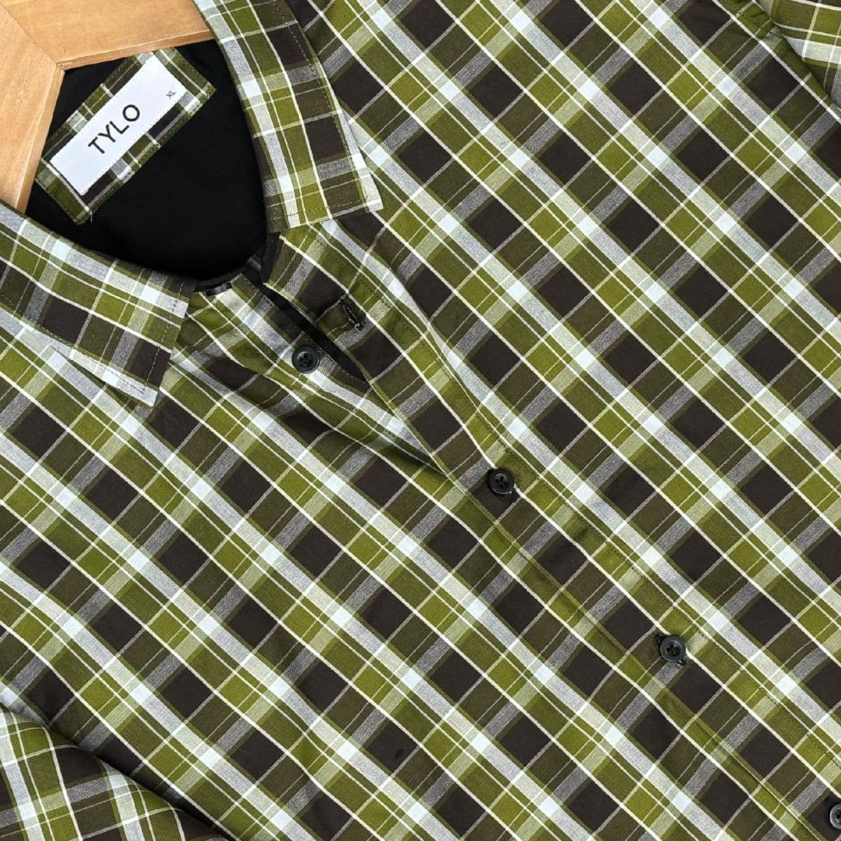 Bold Plaid Half Sleeve Shirt showcase 3